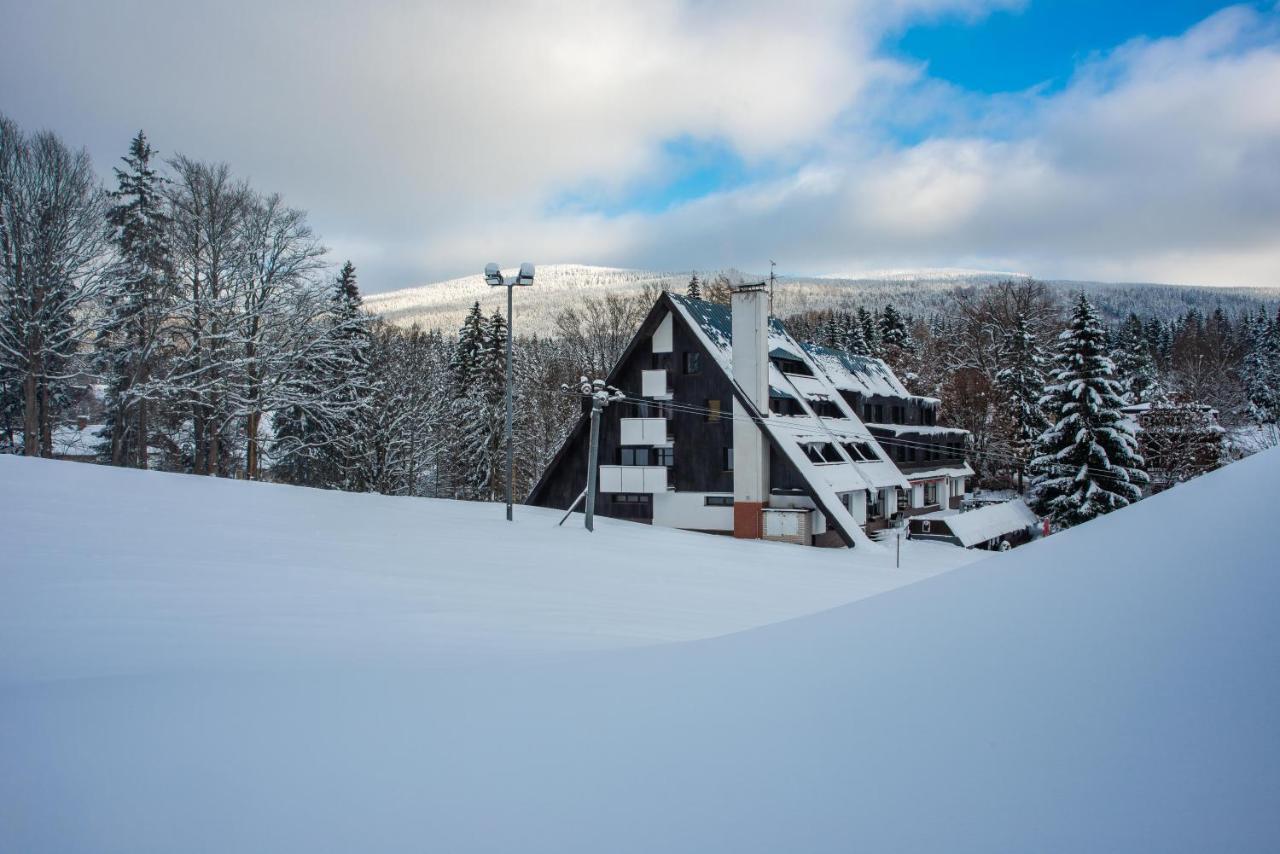Wellness Hotel Sedy Vlk Harrachov Exterior foto